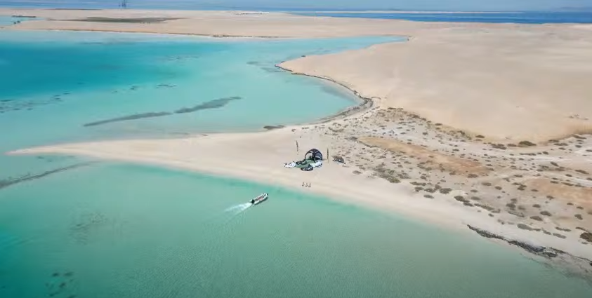 Crucero de kitesurf en el Mar Rojo